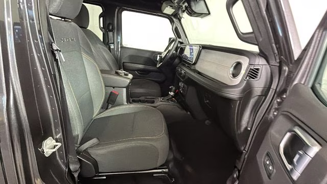 2024 Granite Crystal Metallic Clearcoat Jeep Wrangler Sahara 4xe 4X4 SUV