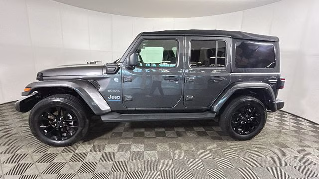 2024 Granite Crystal Metallic Clearcoat Jeep Wrangler Sahara 4xe 4X4 SUV