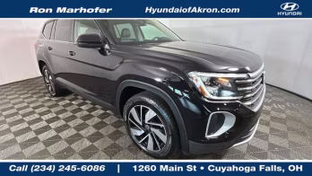 2024 Deep Black Pearl Volkswagen Atlas 2.0T SE w/Technology FWD SUV