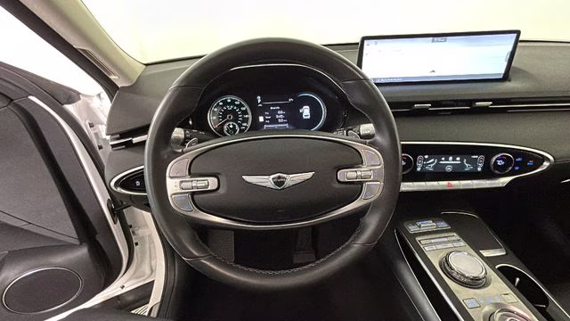2025 Uyuni White Genesis GV70 2.5T AWD SUV