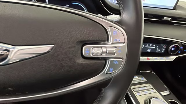 2025 Uyuni White Genesis GV70 2.5T AWD SUV