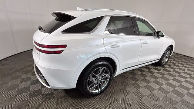 2025 Uyuni White Genesis GV70 2.5T AWD SUV