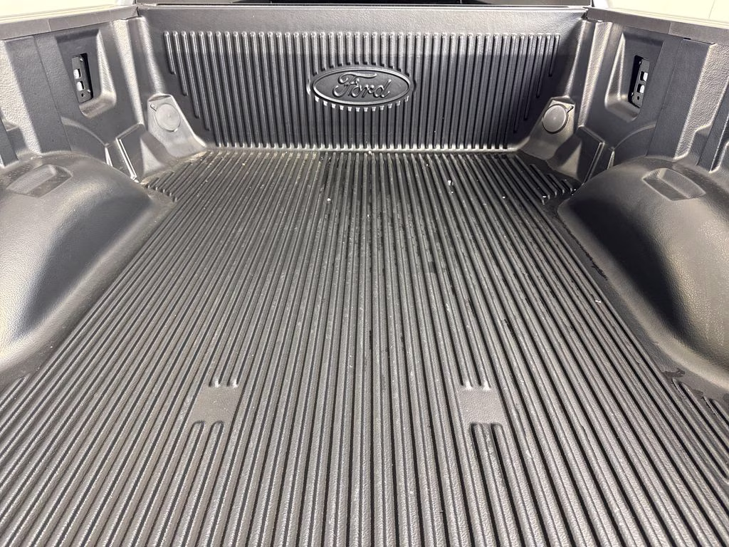 2026 Carbonized Gray Metallic Ford Super Duty F-250 SRW Lariat 4X4 Truck
