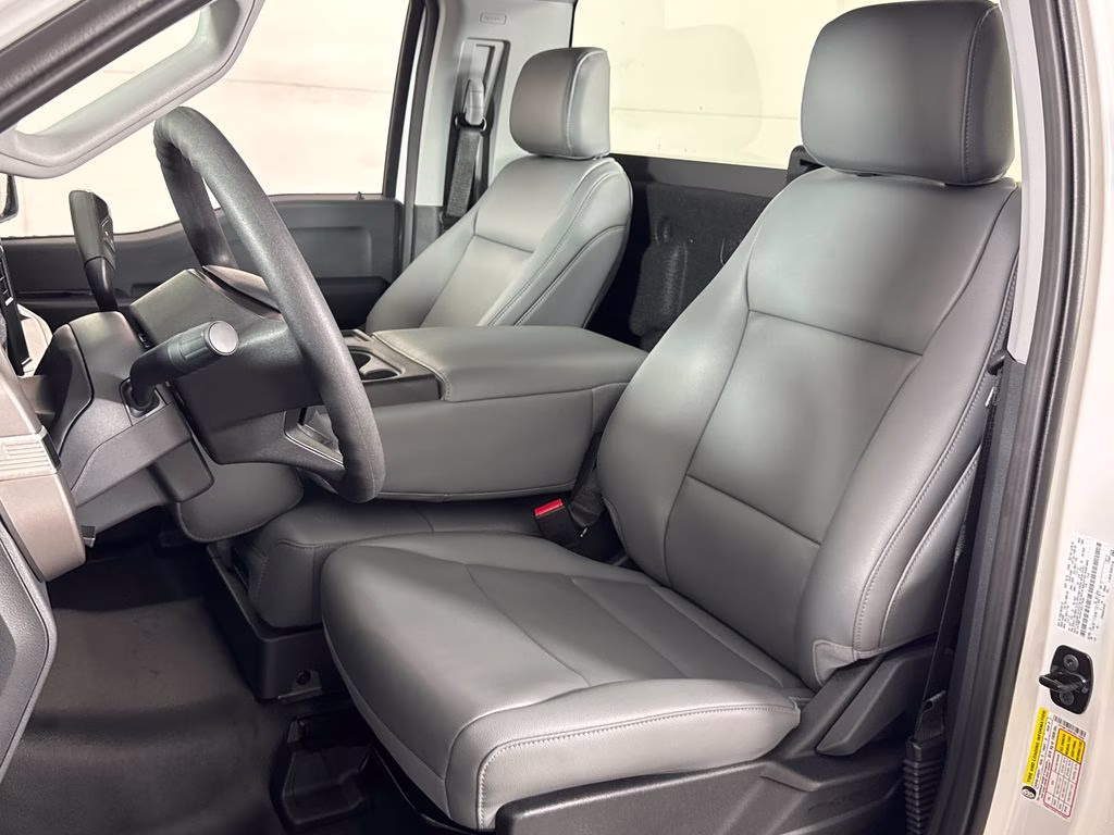 2026 Oxford White Ford F-150 XL RWD Truck