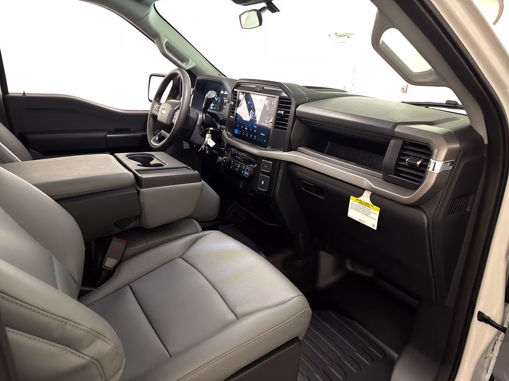 2026 Oxford White Ford F-150 XL RWD Truck