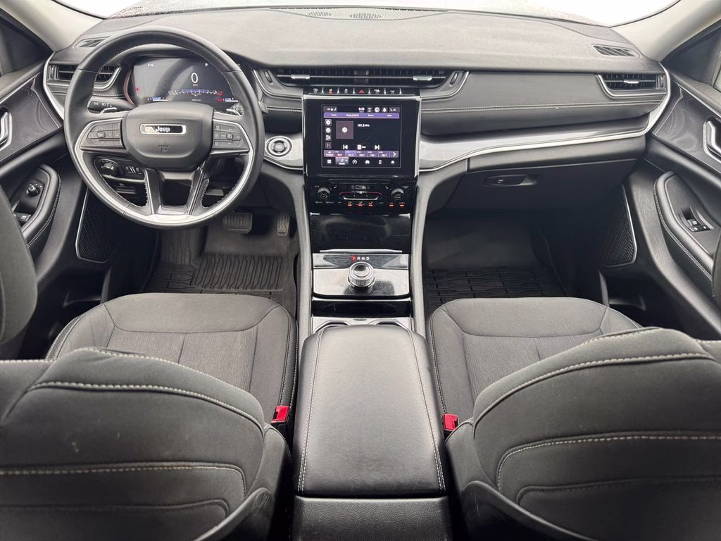 2021 Velvet Red Pearlcoat Jeep Grand Cherokee L Laredo 4X4 SUV