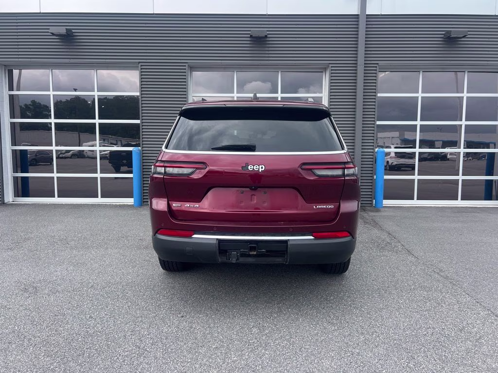 2021 Velvet Red Pearlcoat Jeep Grand Cherokee L Laredo 4X4 SUV