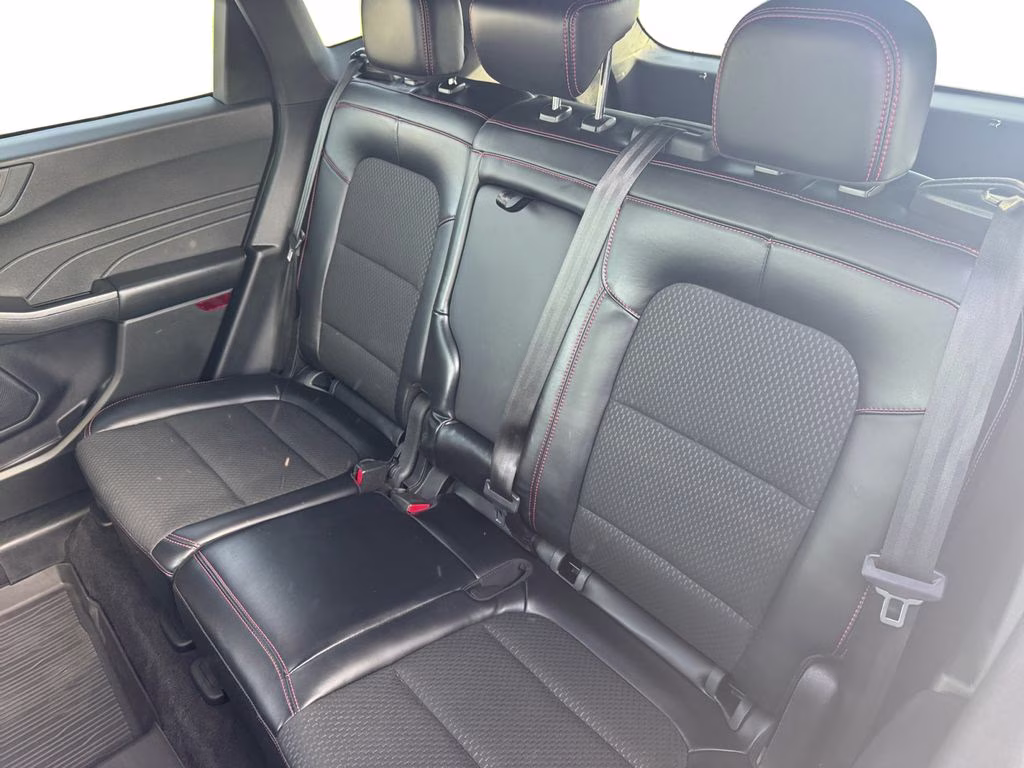 2023 Cinnabar Red Metallic Premium Colorant Ford Escape ST-Line FWD SUV