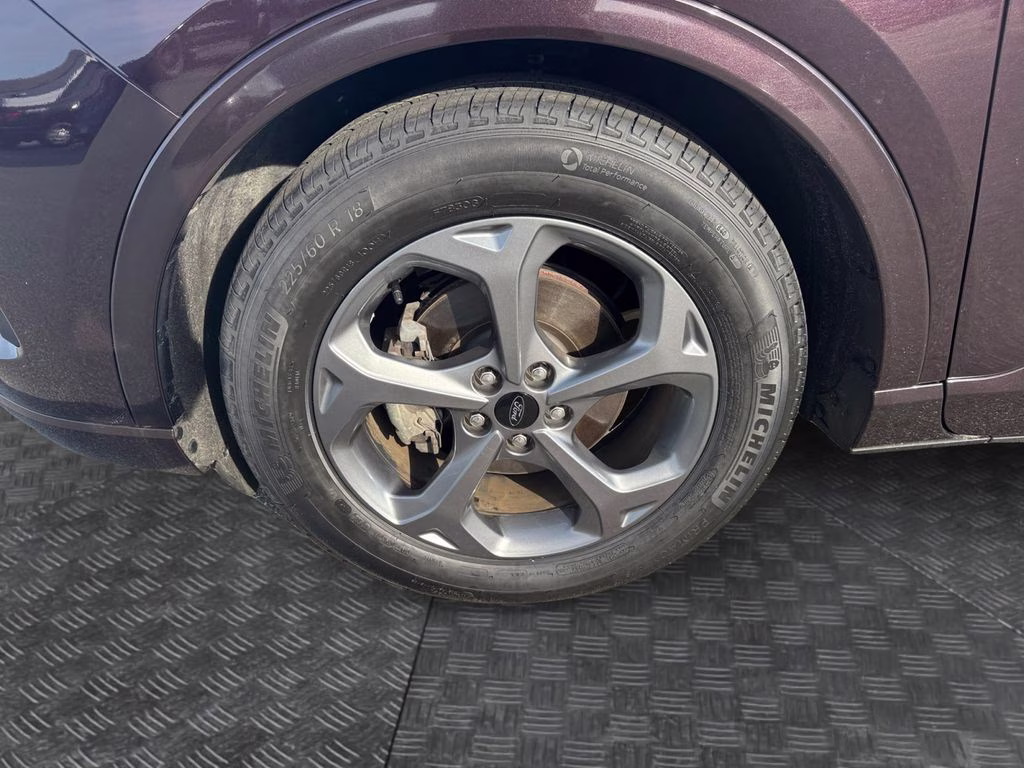 2023 Cinnabar Red Metallic Premium Colorant Ford Escape ST-Line FWD SUV