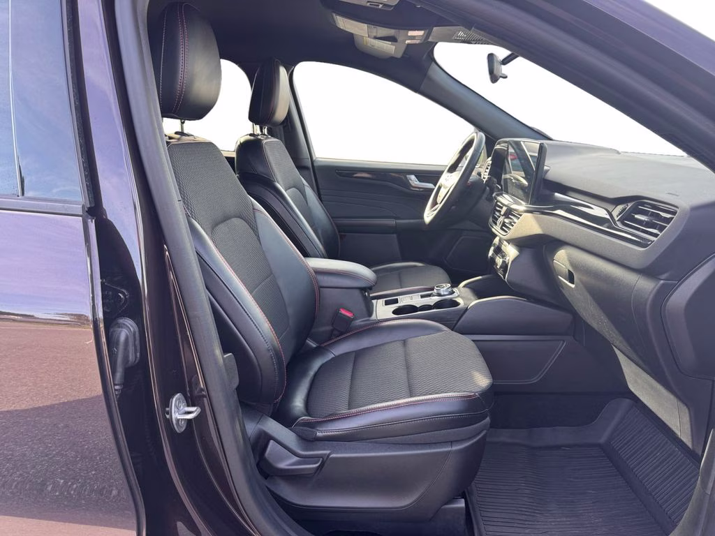 2023 Cinnabar Red Metallic Premium Colorant Ford Escape ST-Line FWD SUV