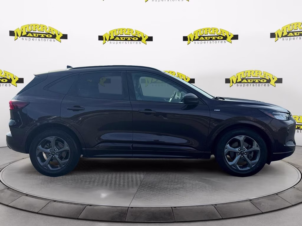 2023 Cinnabar Red Metallic Premium Colorant Ford Escape ST-Line FWD SUV