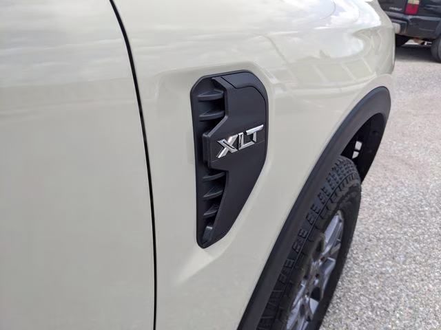 2025 Desert Sand Ford Ranger XLT 4X4 Truck