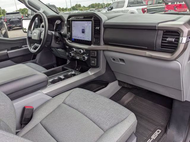 2025 Gray Ford F-150 XLT 4X4 Truck