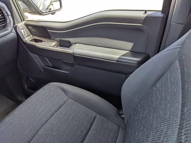 2024 Black Metallic Ford F-150 XLT 4X4 Truck
