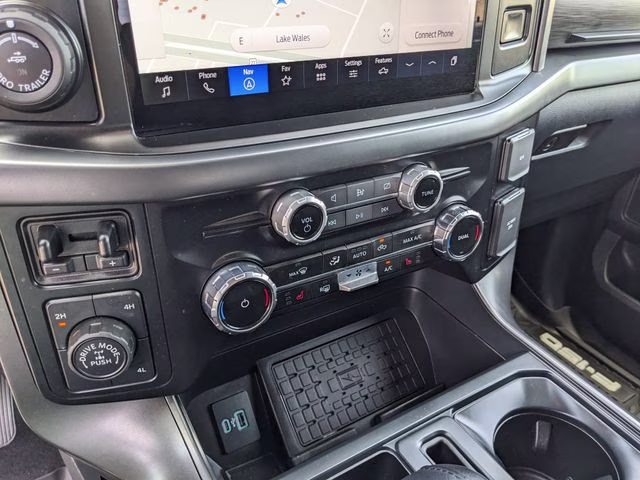 2024 Black Metallic Ford F-150 XLT 4X4 Truck