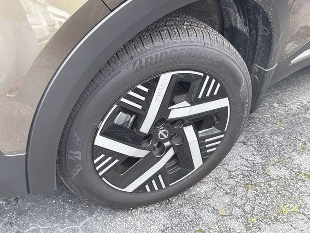 2026 Canyon Bronze Metallic Nissan Kicks SV FWD SUV