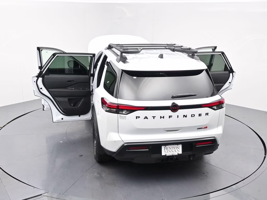2026 Everest White Pearl Tricoat Nissan Pathfinder Rock Creek 4X4 SUV