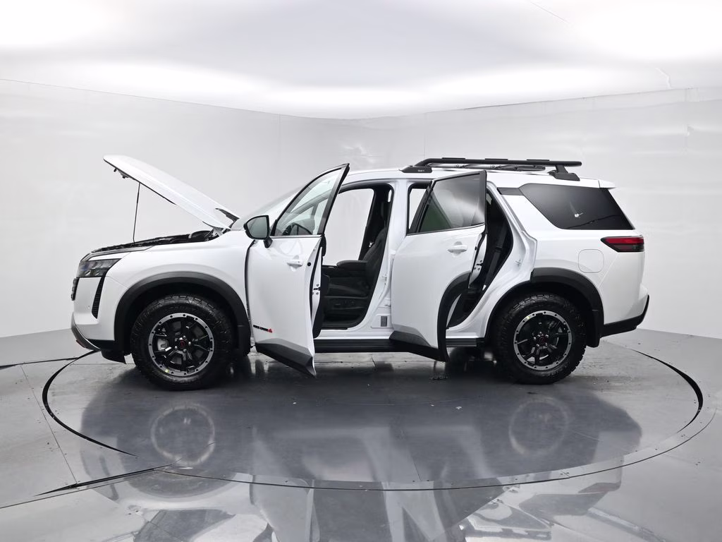 2026 Everest White Pearl Tricoat Nissan Pathfinder Rock Creek 4X4 SUV