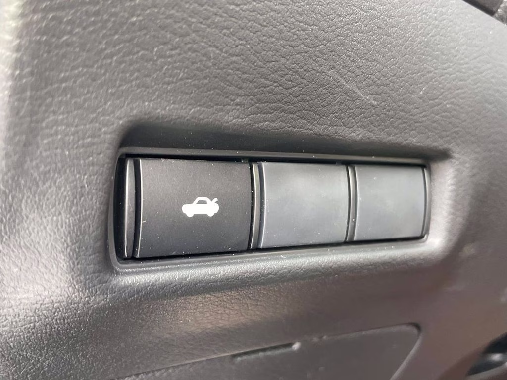 2026 Atlantic Gray/Super Black Nissan Sentra SR FWD Sedan