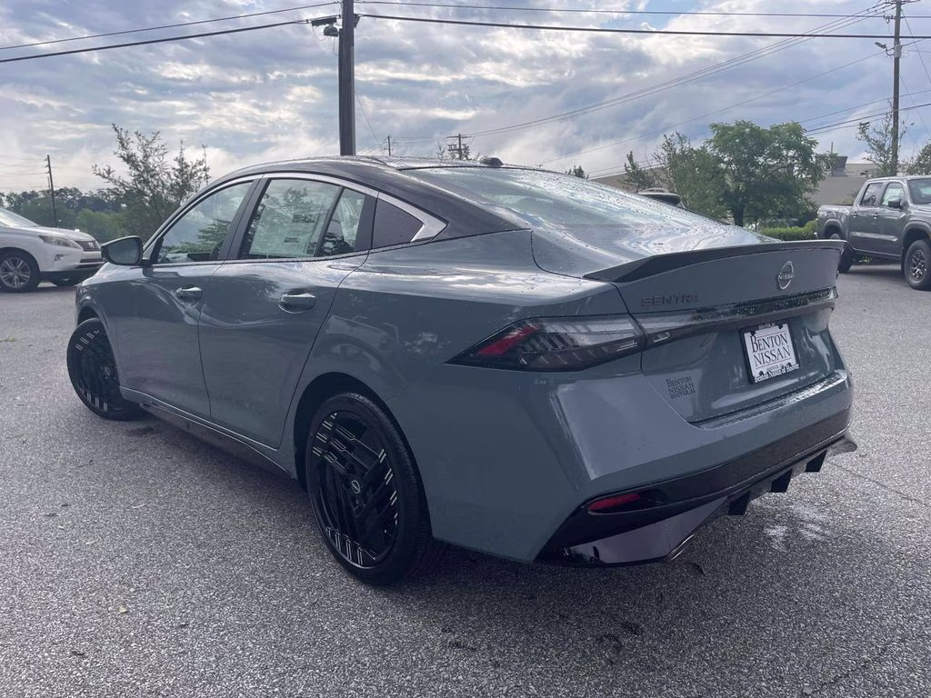 2026 Atlantic Gray/Super Black Nissan Sentra SR FWD Sedan
