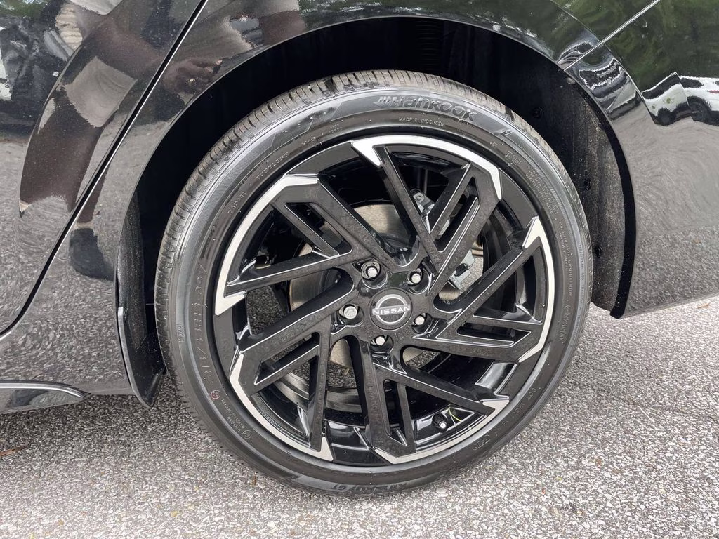 2026 Super Black Nissan Sentra SR FWD Sedan