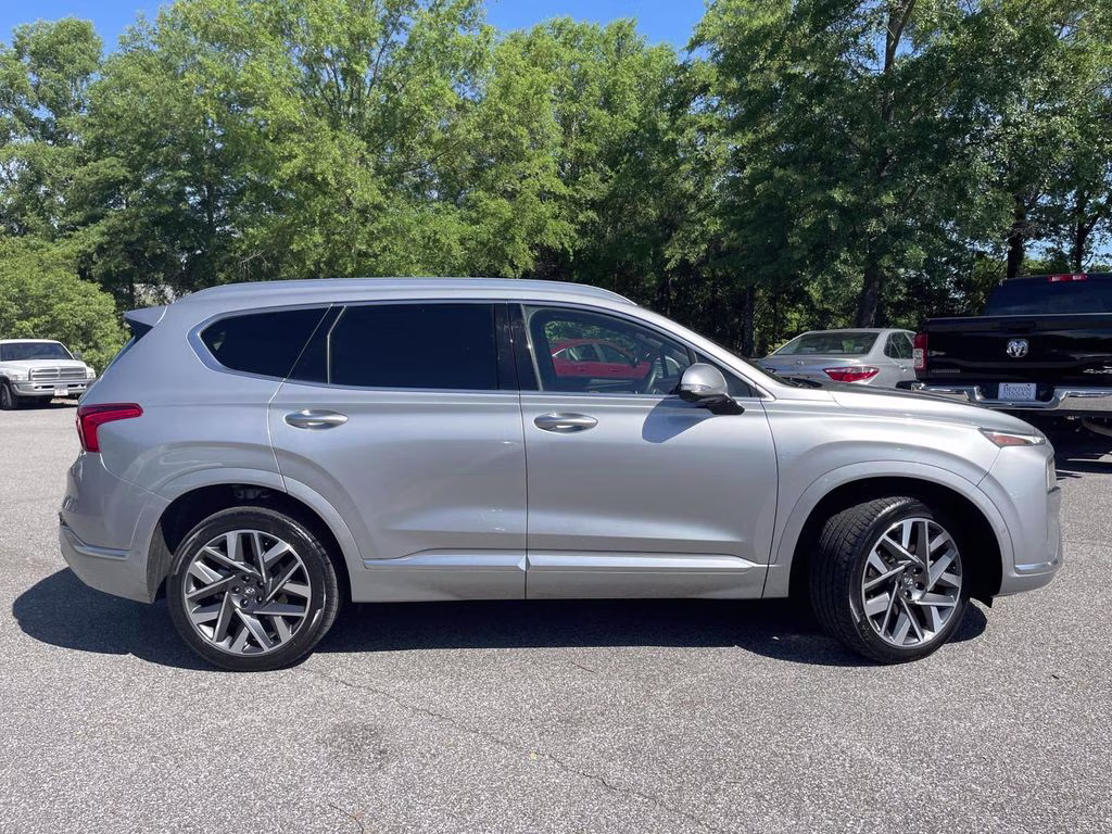 2023 Shimmering Silver Pearl Hyundai Santa Fe Calligraphy FWD SUV