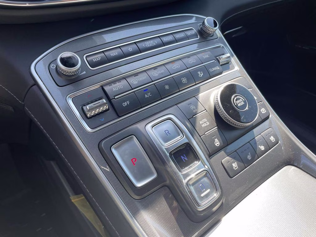 2023 Shimmering Silver Pearl Hyundai Santa Fe Calligraphy FWD SUV