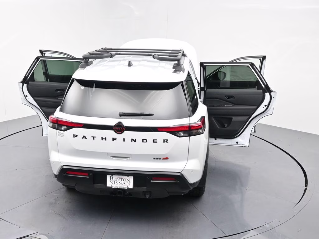 2026 Everest White Pearl Tricoat Nissan Pathfinder Rock Creek 4X4 SUV