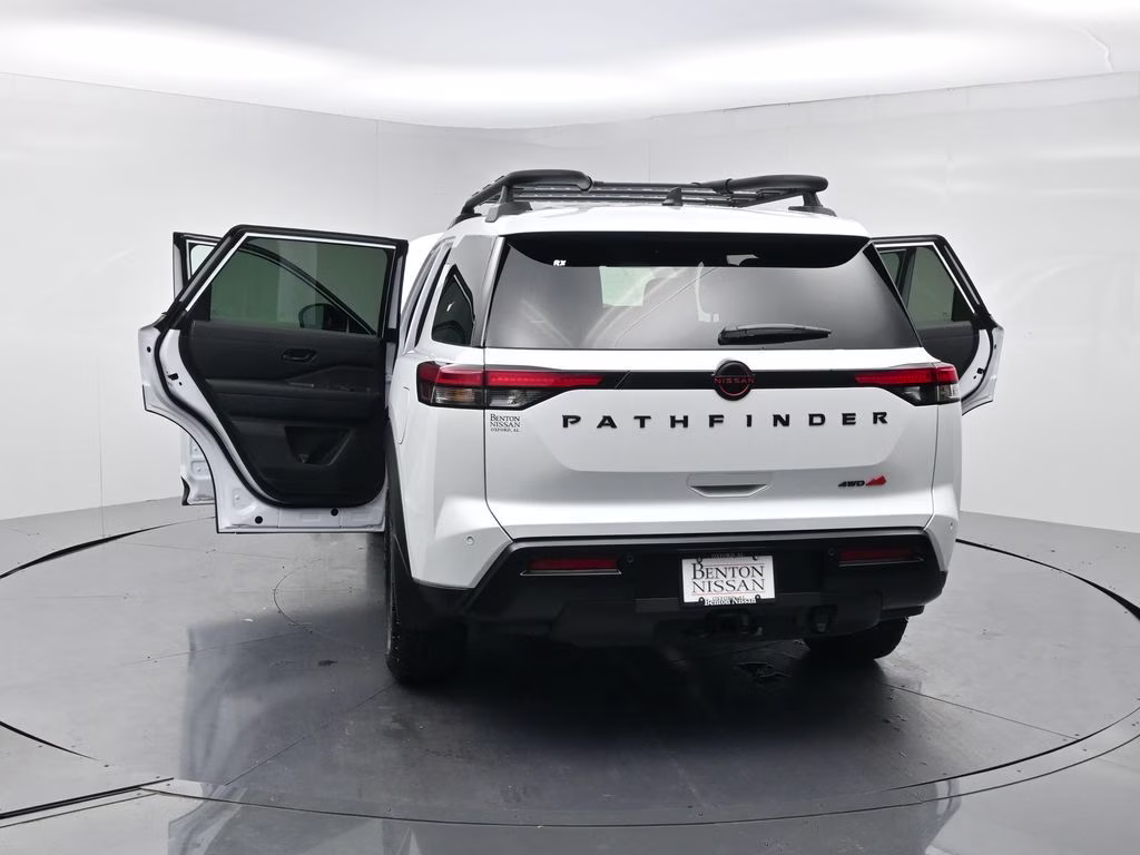 2026 Everest White Pearl Tricoat Nissan Pathfinder Rock Creek 4X4 SUV