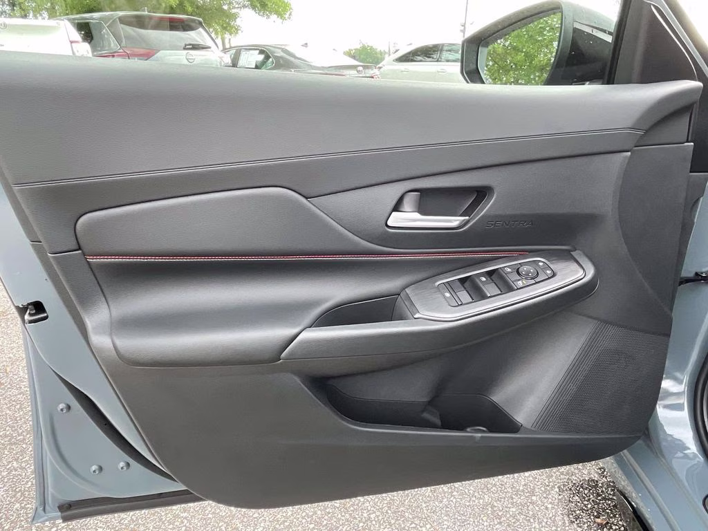 2026 Atlantic Gray/Super Black Nissan Sentra SR FWD Sedan