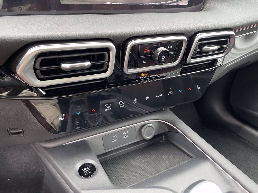 2026 Super Black Nissan Sentra SR FWD Sedan