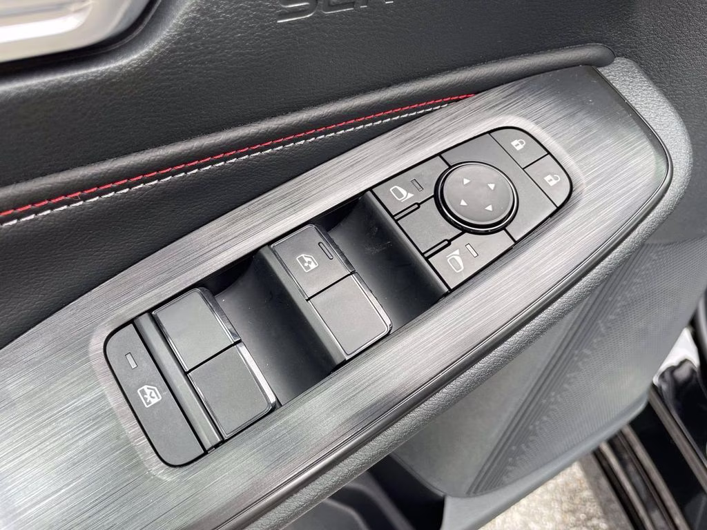 2026 Super Black Nissan Sentra SR FWD Sedan
