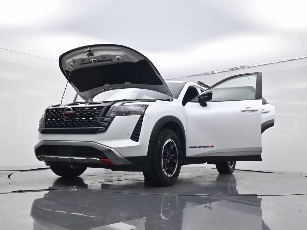 2026 Everest White Pearl Tricoat Nissan Pathfinder Rock Creek 4X4 SUV