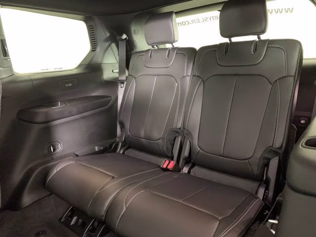 2026 Baltic Gray Metallic Clearcoat Jeep Grand Cherokee L Limited 4X4 SUV