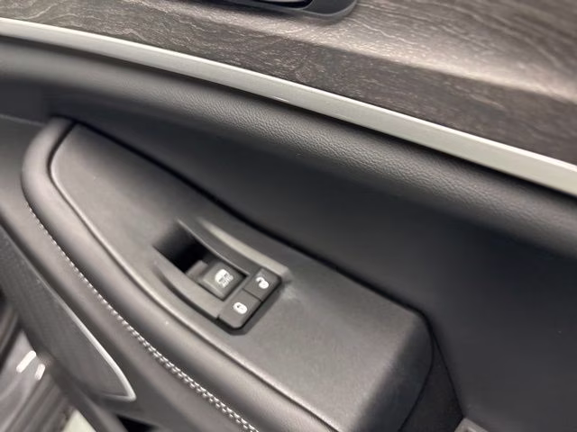 2026 Baltic Gray Metallic Clearcoat Jeep Grand Cherokee L Limited 4X4 SUV