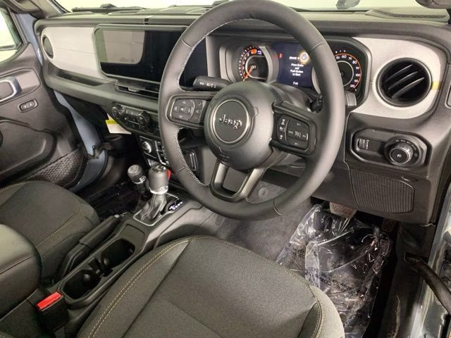 2026 Anvil Clear Coat Jeep Wrangler 4-Door Sport RHD 4X4 SUV