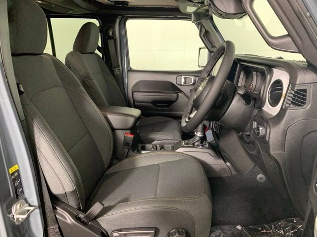 2026 Anvil Clear Coat Jeep Wrangler 4-Door Sport RHD 4X4 SUV
