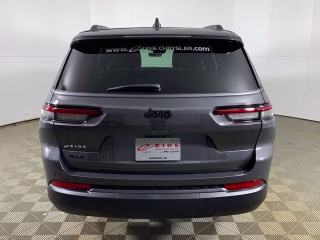 2026 Baltic Gray Metallic Clearcoat Jeep Grand Cherokee L Limited 4X4 SUV