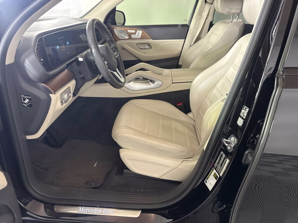 2020 Obsidian Black Metallic Mercedes-Benz GLE GLE 580 AWD SUV