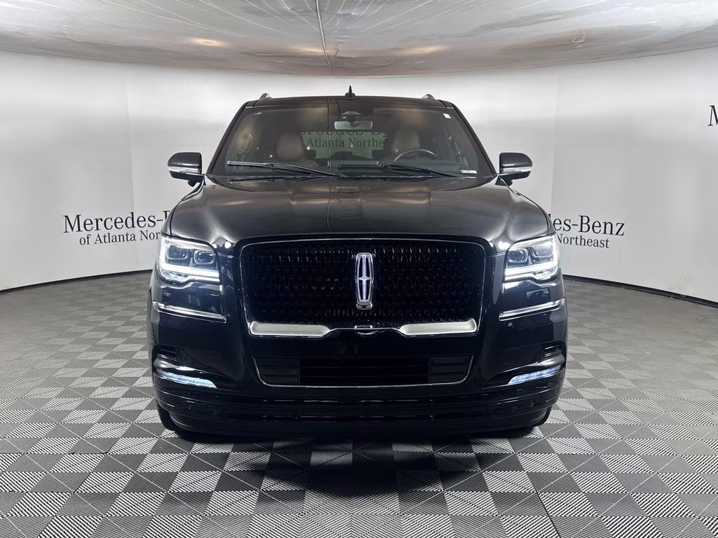 2024 Infinite Black Metallic Clearcoat Lincoln Navigator L Reserve 4X4 SUV