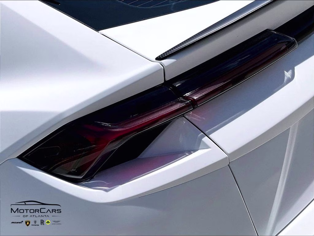 2024 Bianco Phanes Matt Lamborghini Urus Performante AWD SUV