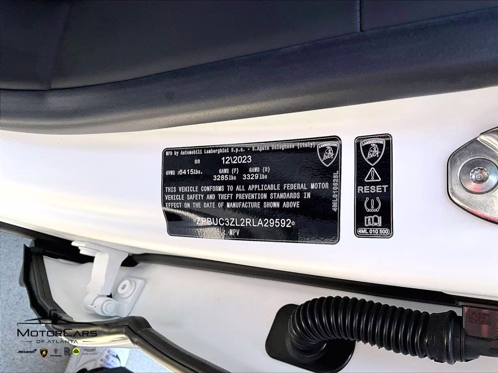 2024 Bianco Phanes Matt Lamborghini Urus Performante AWD SUV