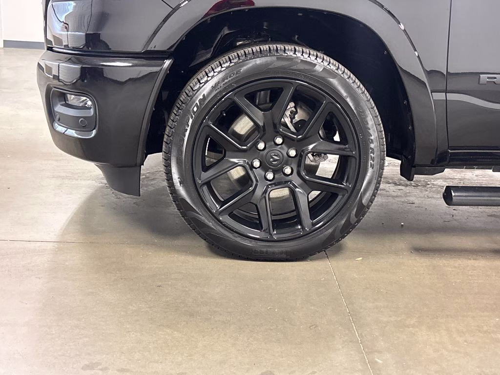 2026 Diamond Black Crystal Pearlcoat Ram 1500 Laramie 4X4 Truck