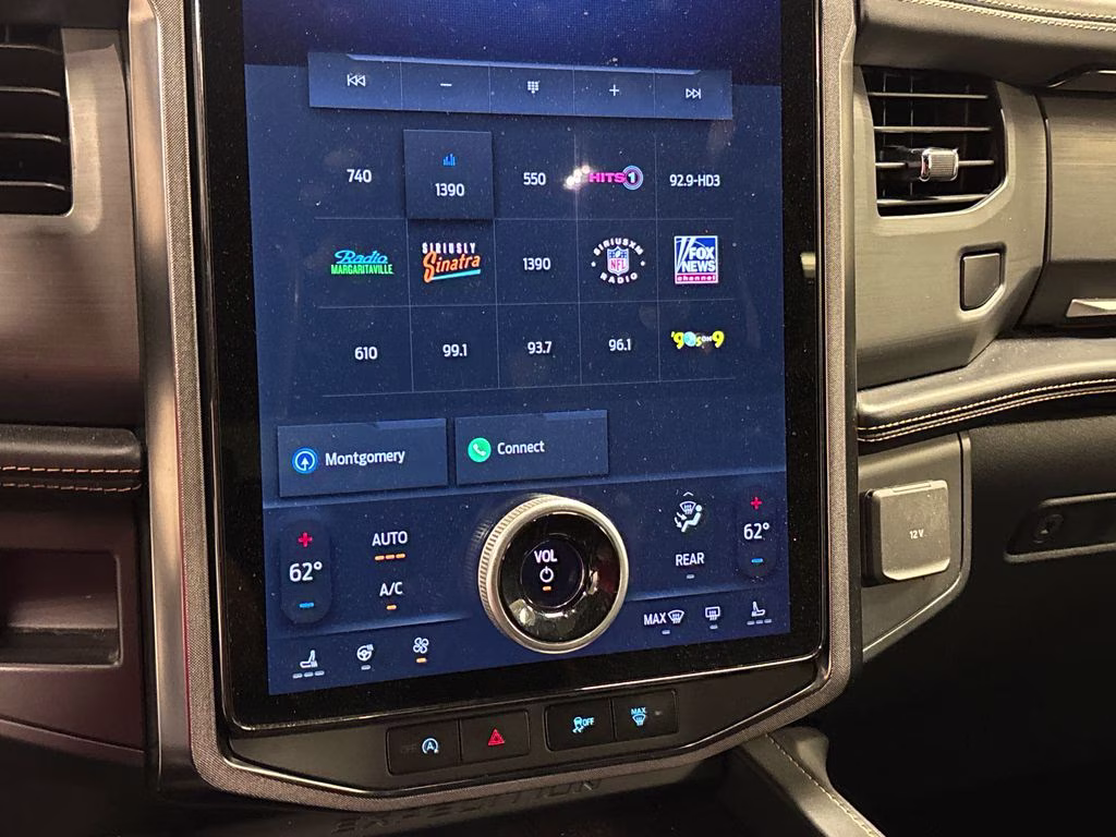 2023 Black Metallic Ford Expedition Max Platinum RWD SUV
