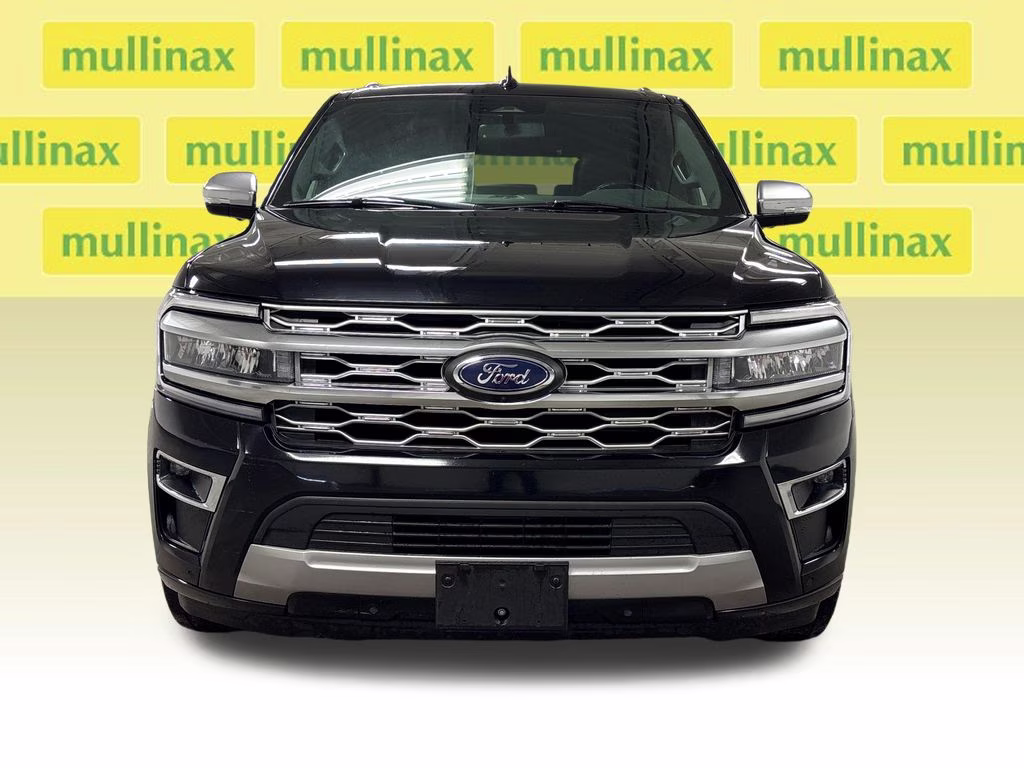 2023 Black Metallic Ford Expedition Max Platinum RWD SUV