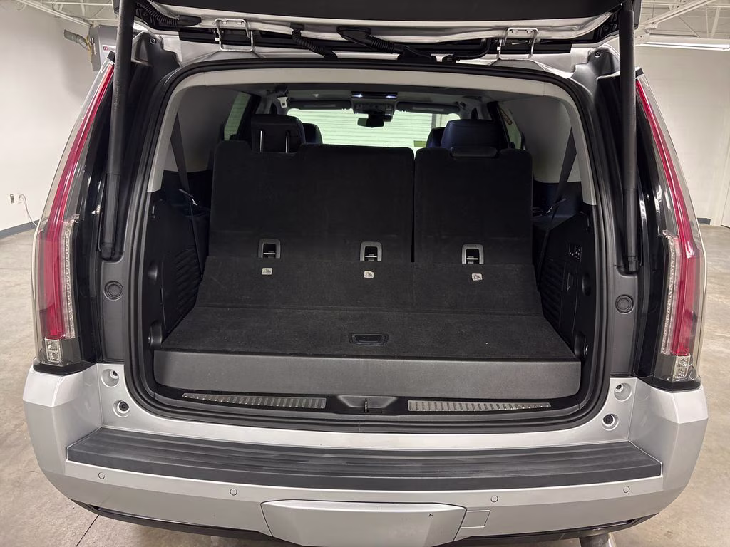 2020 Radiant Silver Metallic Cadillac Escalade Premium Luxury 4X4 SUV