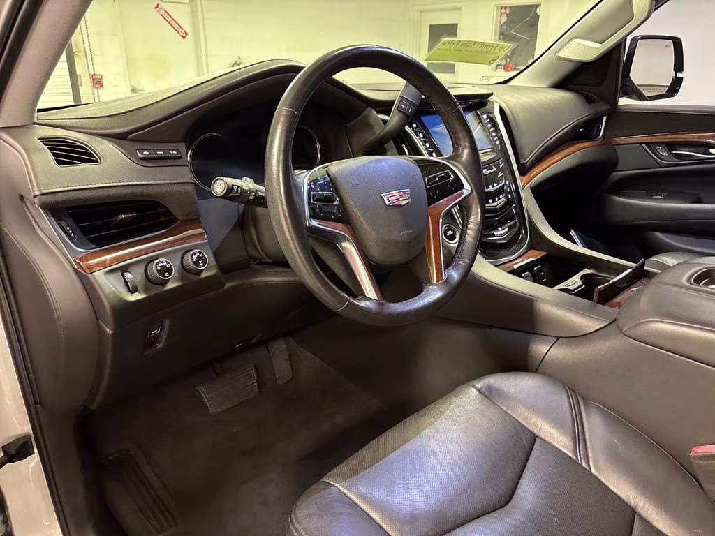 2020 Radiant Silver Metallic Cadillac Escalade Premium Luxury 4X4 SUV