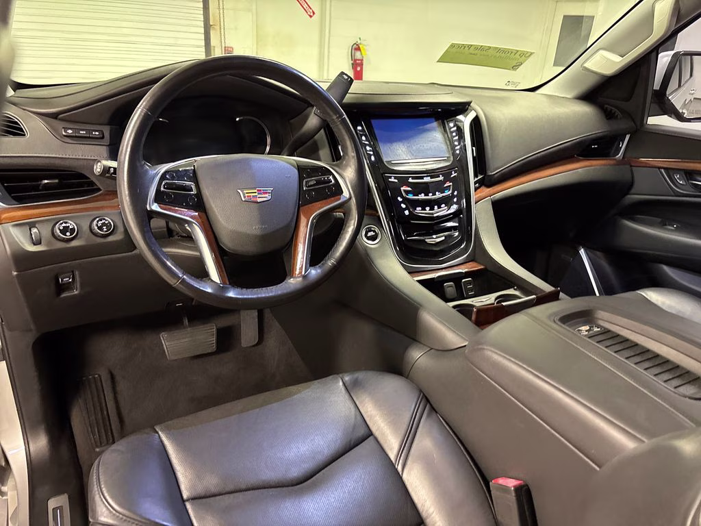 2020 Radiant Silver Metallic Cadillac Escalade Premium Luxury 4X4 SUV