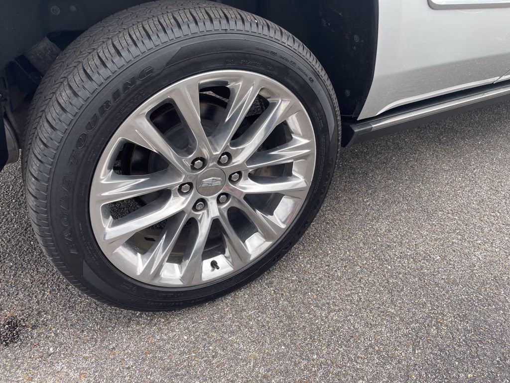 2020 Radiant Silver Metallic Cadillac Escalade Premium Luxury 4X4 SUV