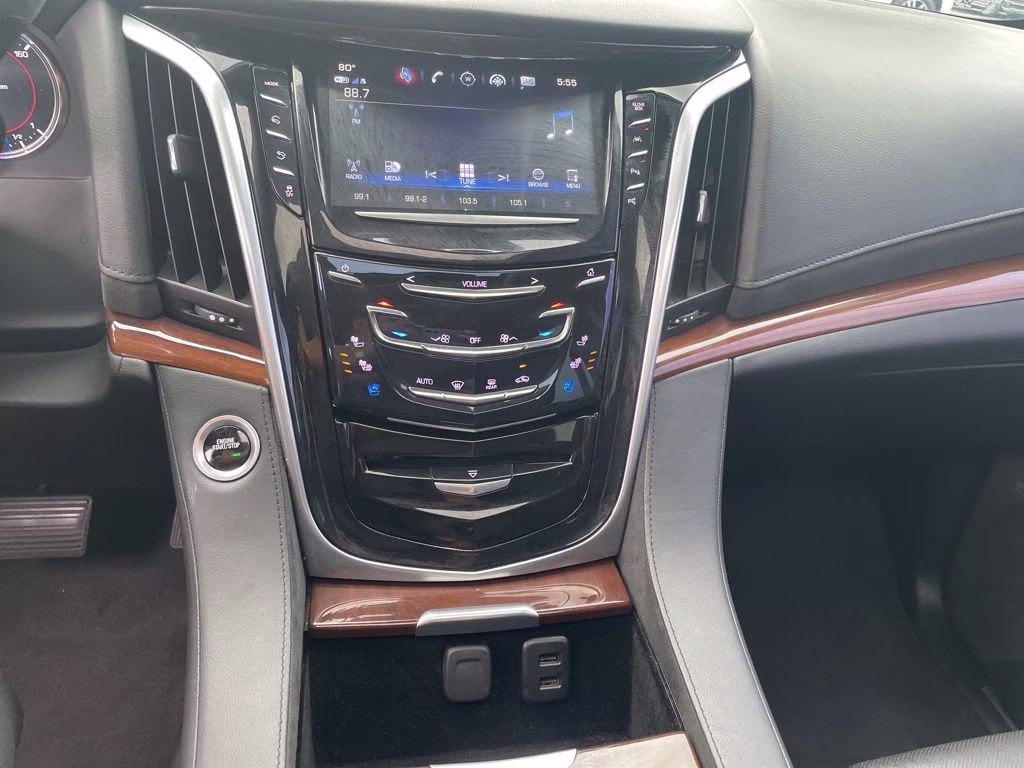 2020 Radiant Silver Metallic Cadillac Escalade Premium Luxury 4X4 SUV